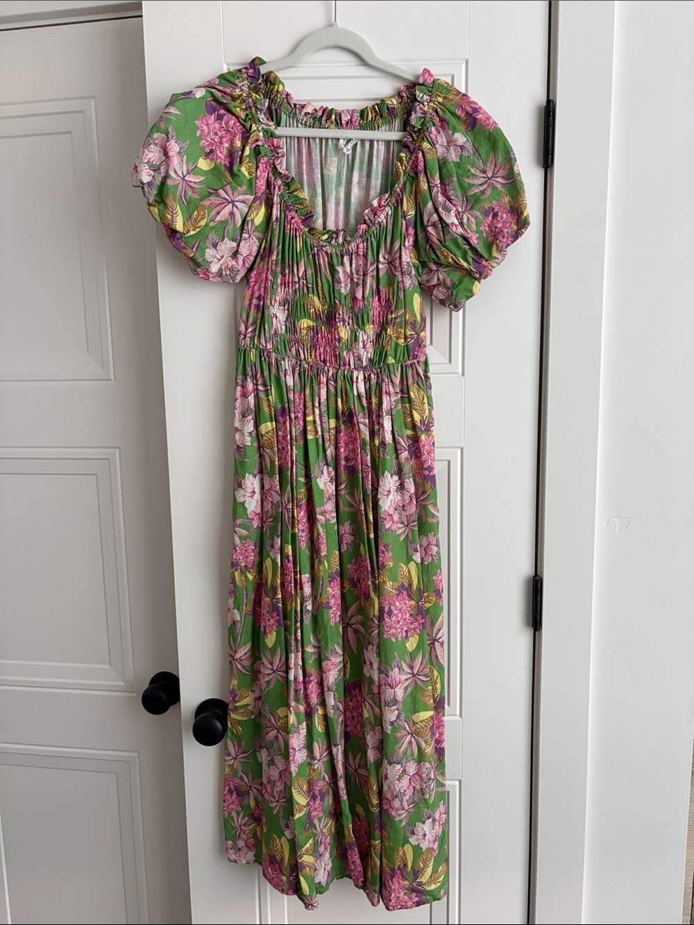 Green Floral Puff Sleeve Maxi Dress